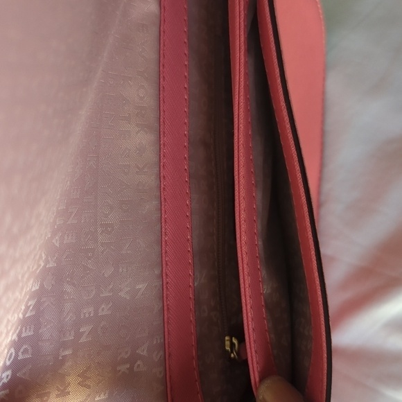 Kate Spade Pink Small Crossbody bag. - Picture 8 of 10
